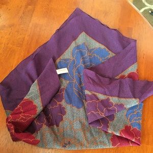 Italian polyester scarf by St. Michael’s